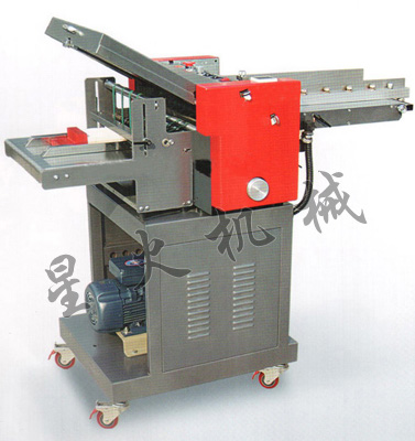 XH382SA全自動(dòng)折頁(yè)機(jī)